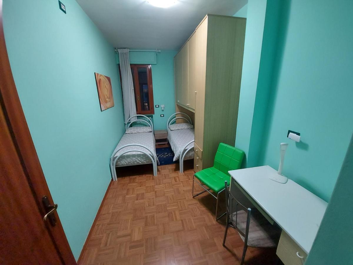 Ferienwohnung Le Petit Monde - Eleganza E Relax In Centro A Abano Terme Exterior foto