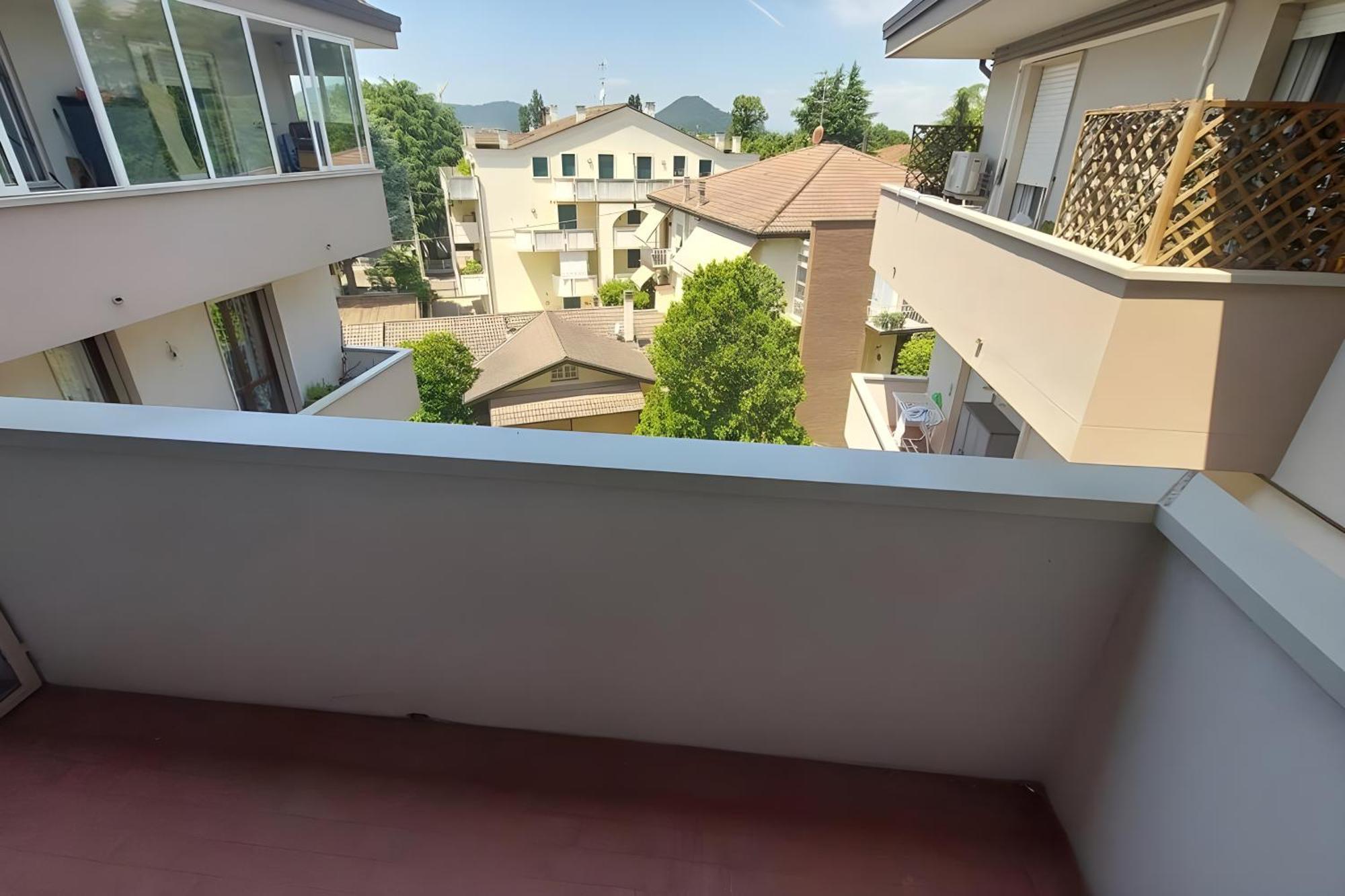 Ferienwohnung Le Petit Monde - Eleganza E Relax In Centro A Abano Terme Exterior foto