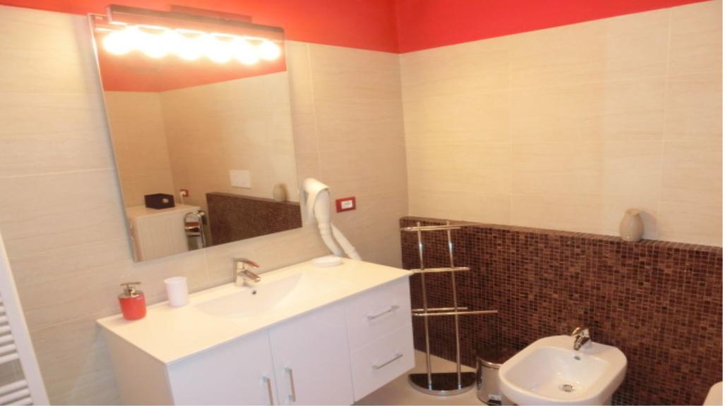 Ferienwohnung Le Petit Monde - Eleganza E Relax In Centro A Abano Terme Exterior foto