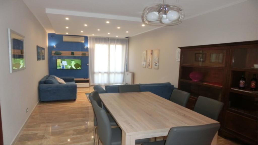 Ferienwohnung Le Petit Monde - Eleganza E Relax In Centro A Abano Terme Exterior foto